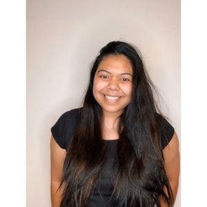 Meet your Posher, Nadia